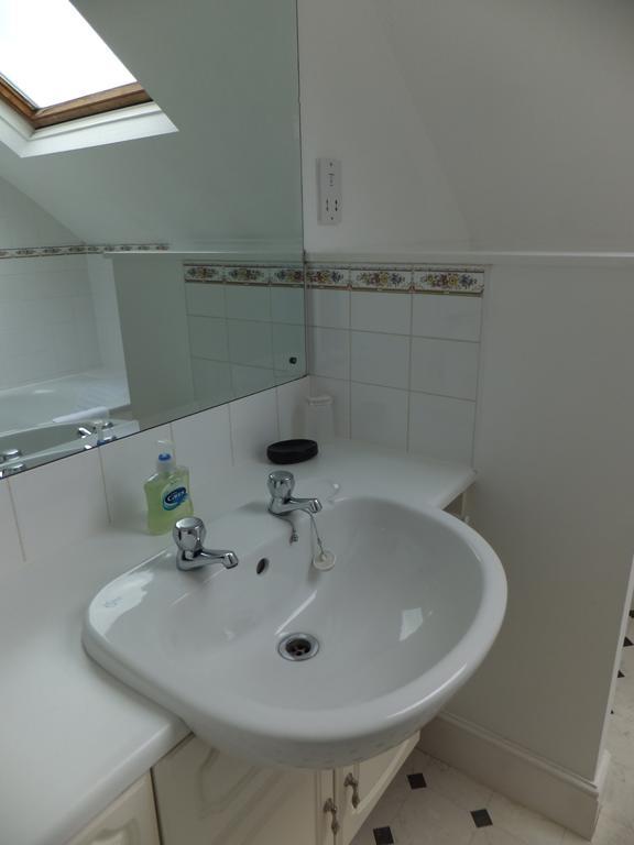 Grove Guest House Бистон Номер фото