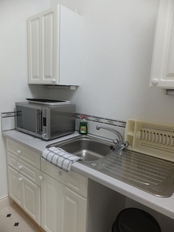 Grove Guest House Бистон Экстерьер фото
